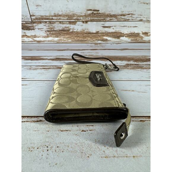 Coach Ashley Signature Sateen Zippy Wallet Wristlet – Satin Canvas Style 47520 - Picture 3 of 8